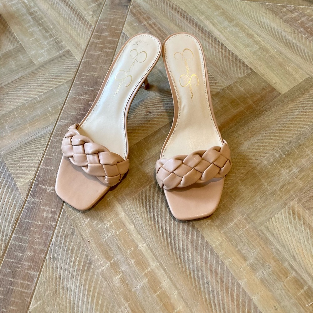 Jessica Simpson heels